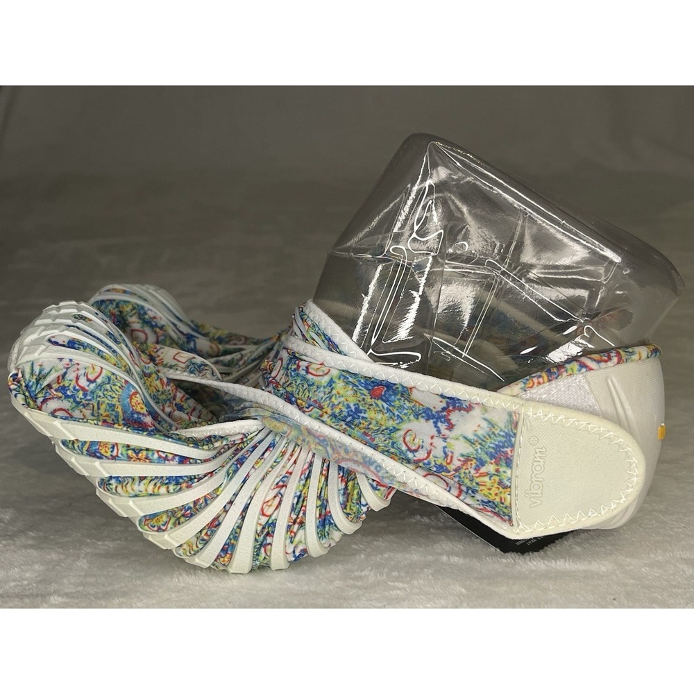 NEW Vibram Furoshiki Women's XL 11.5-12.5 White Flower Wrapping Sole Yoga - Picture 3 of 11